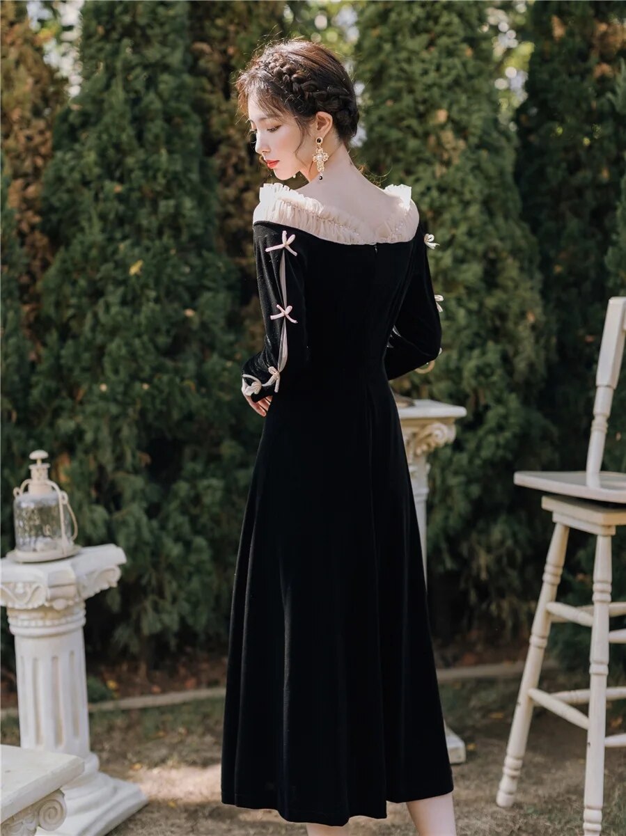 2020 new fashion women's clothing Autumn and winter velvet dresses  Slash neck  Vintage  dress women