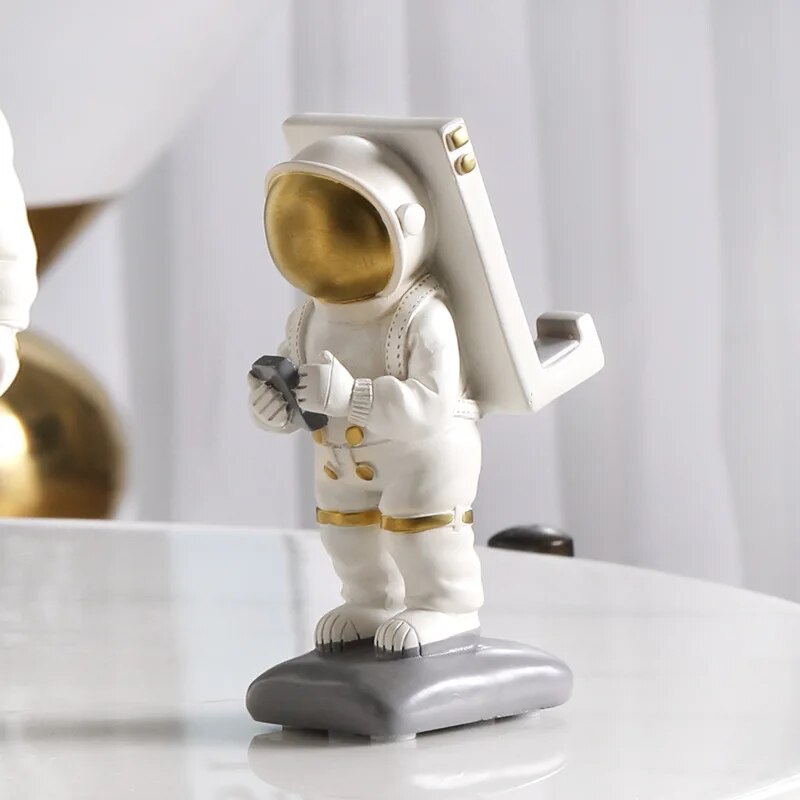 White Astronaut Figure Phone Holders Cosmonaut Statue Space Man Sculpture Home Decoration Figurines Living Room Spacer Miniature