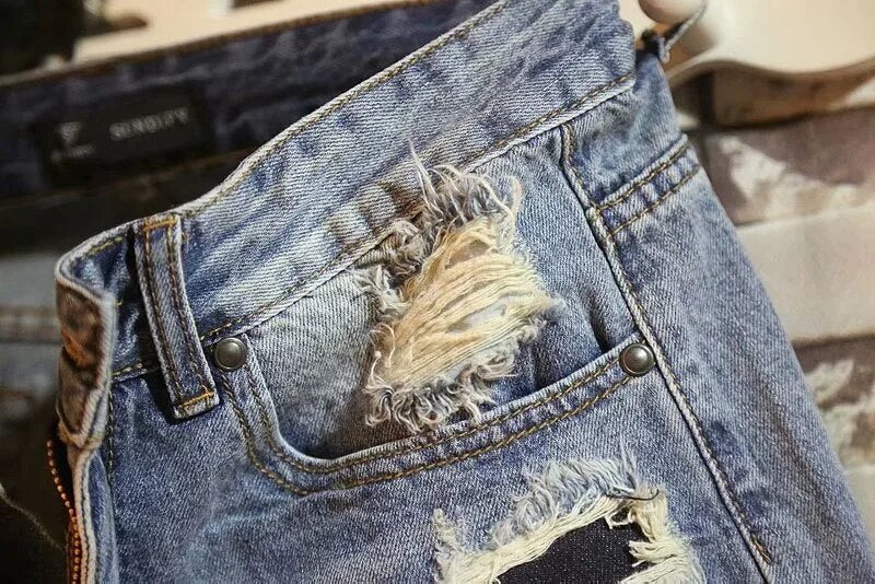 2023 New Spring and Summer Men's Straight Wash Denim Shorts Ripped Slim Personality 5 Five-point Medium Pants Tide Brand Fashion