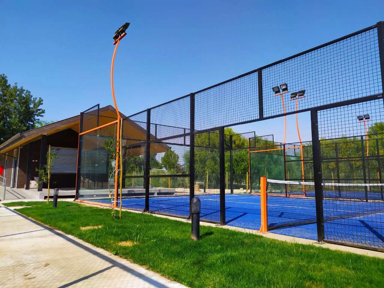 2022MC 10M*20M Professional Manufacturer  Padel Tennis Court in Italy