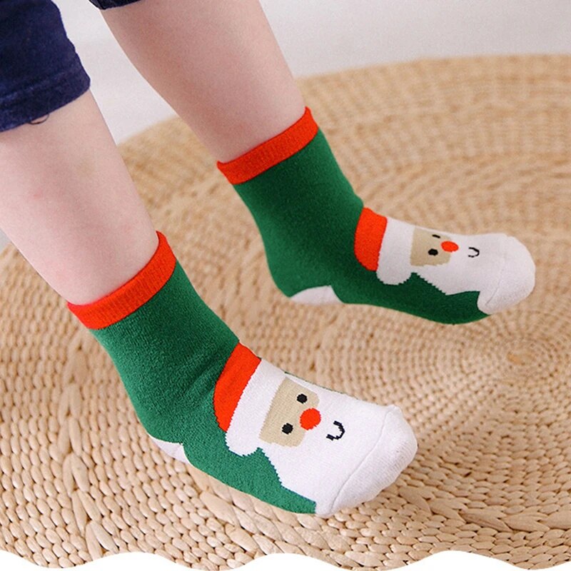 2022 Hot Children's Christmas Terry Socks Plush Thick Warm Omfortable Cartoon Santa Snowflake Baby Boys and Girls Med Tube Sock