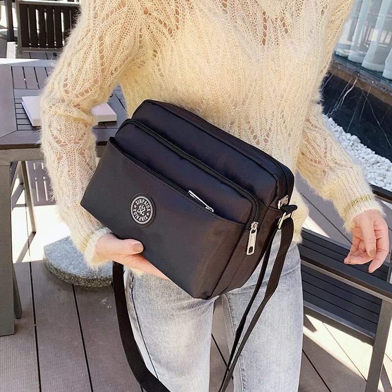 2023 Casual Solid Color Women Bags Luxury Designer Shoulder Bag Nylon Cloth Lady Messenger Bag Mobile Phone Bag Wholesale